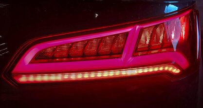 Thumbnail 2: 2018-2020 AUDI Q5 SQ5 (FY 80A) RIGHT PASSENGER REAR TAILLIGHT BRAKE LIGHT LAMP
