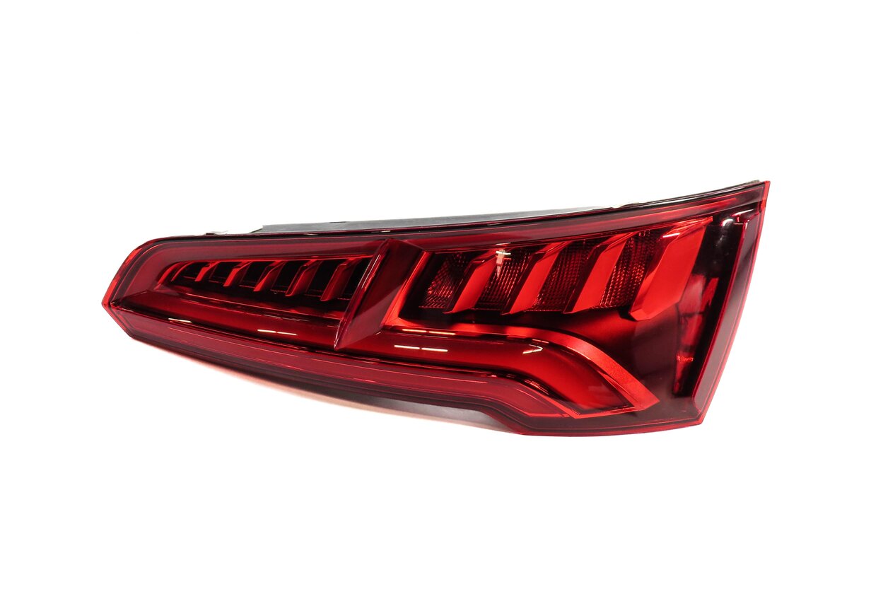 Thumbnail 3: 2018-2020 AUDI Q5 SQ5 (FY 80A) RIGHT PASSENGER REAR TAILLIGHT BRAKE LIGHT LAMP