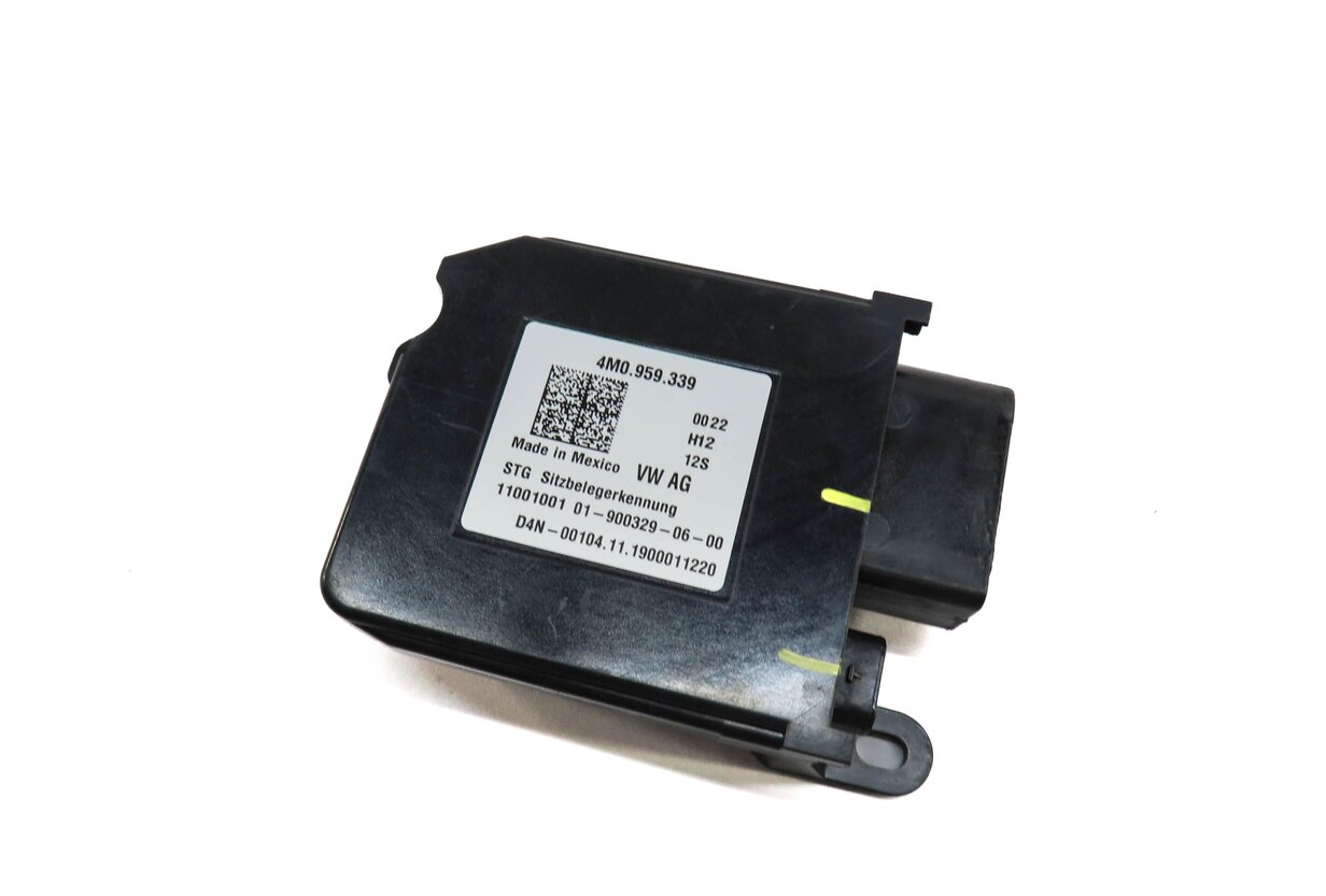 Thumbnail 1: 2020 AUDI Q5 (FY 80A) RIGHT FRONT PASSENGER SEAT OCCUPANCY WEIGHT SENSOR MODULE