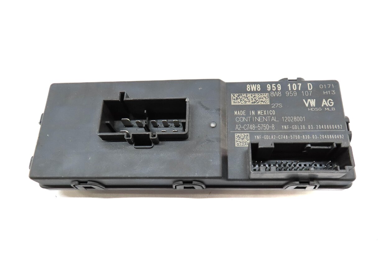 Thumbnail 2: 2020 AUDI Q5 (FY 80A) REAR TRUNK HATCH GATE LIFTGATE CONTROL MODULE COMPUTER