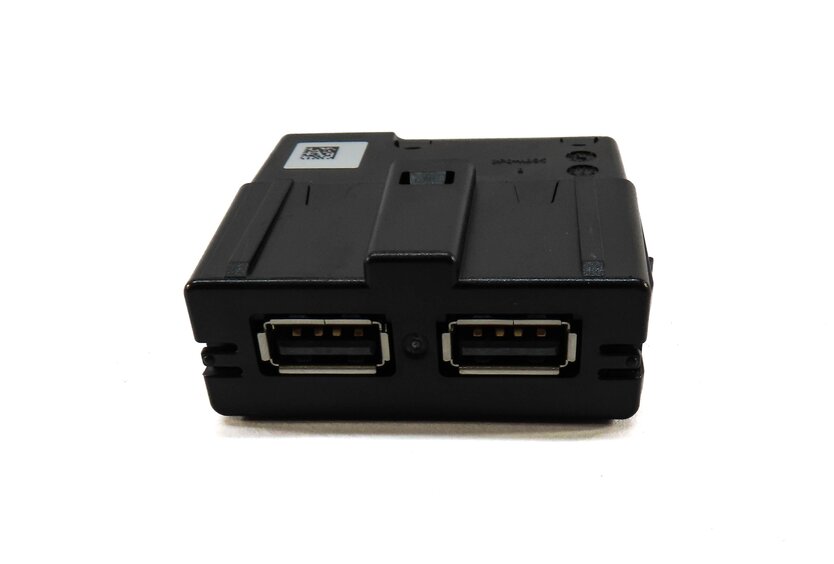 Thumbnail 1: 2020 AUDI Q5 (FY 80A) REAR CENTER CONSOLE USB CHARGING PORT INTERFACE