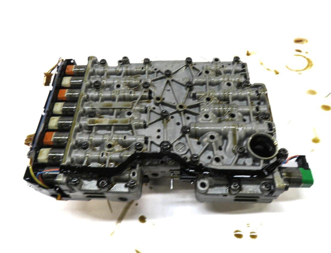 Thumbnail 5: 2014-2018 BMW 328i (F30) 2.0L N47T DIESEL - 8HP-45 TRANSMISSION VALVE BODY