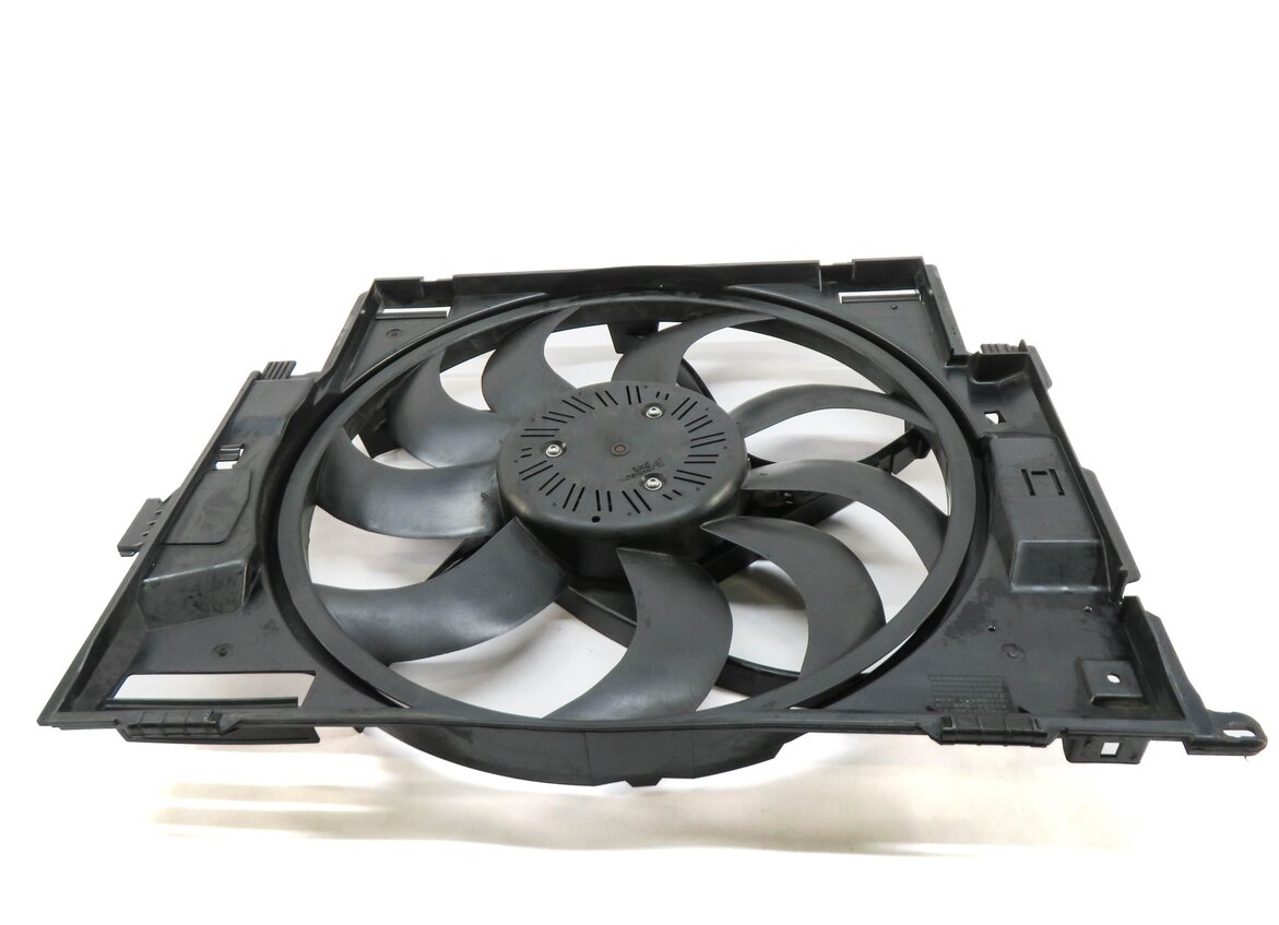 Thumbnail 3: 14-18 BMW 328i DIESEL 328iGT 335iGT (F30 F34) 600w RADIATOR COOLING FAN w/ MOTOR