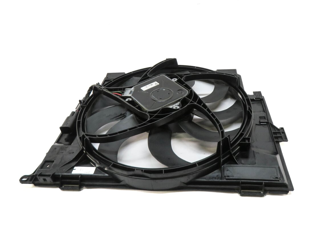 Thumbnail 5: 14-18 BMW 328i DIESEL 328iGT 335iGT (F30 F34) 600w RADIATOR COOLING FAN w/ MOTOR