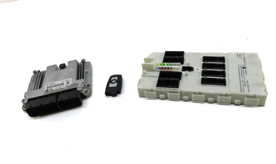 Thumbnail 2: 14-17 BMW 328i X3 (F25 F30) 2.0L N47T DIESEL ECM DME IMMOBILIZER MODULE KEY SET