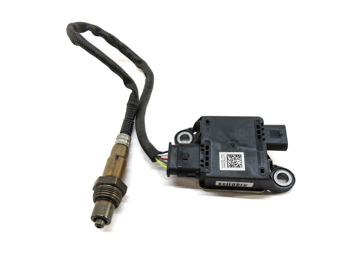 2014 BMW 328i (F30) 2.0L N47T DIESEL ENGINE PARTICULATE FILTER SENSOR PROBE
