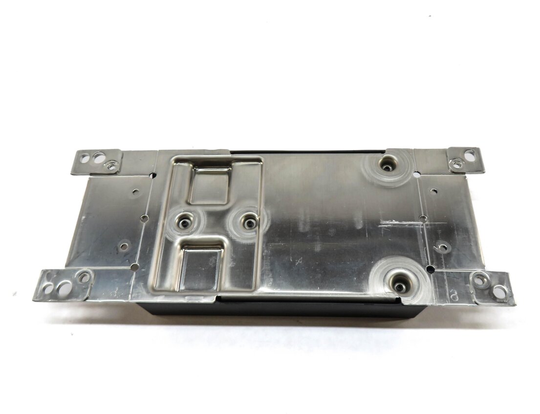 Thumbnail 3: 2014 BMW 328i (F30) BLUETOOTH TELEMATICS COMMUNICATION CONTROL MODULE