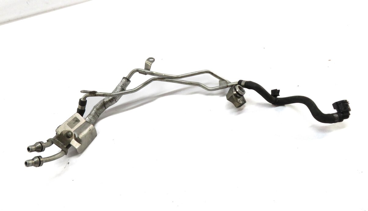 Thumbnail 2: 2014 BMW 328i (F30) 2.0L N47T DIESEL ENGINE SCR MODULE HOSE LINE SET