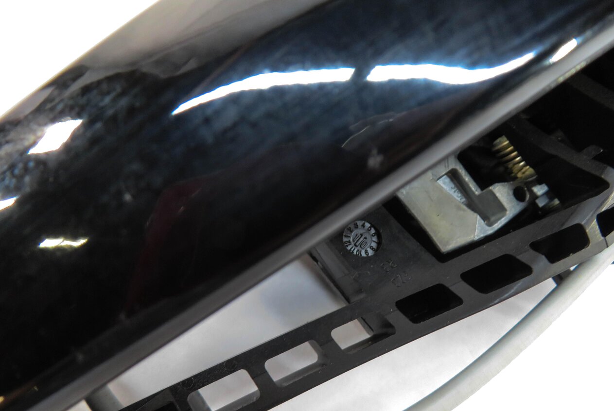Thumbnail 6: 12-19 BMW 228i 328i 330i 335i (F30 F31 F32 F33) RIGHT REAR DOOR HANDLE (BLACK)