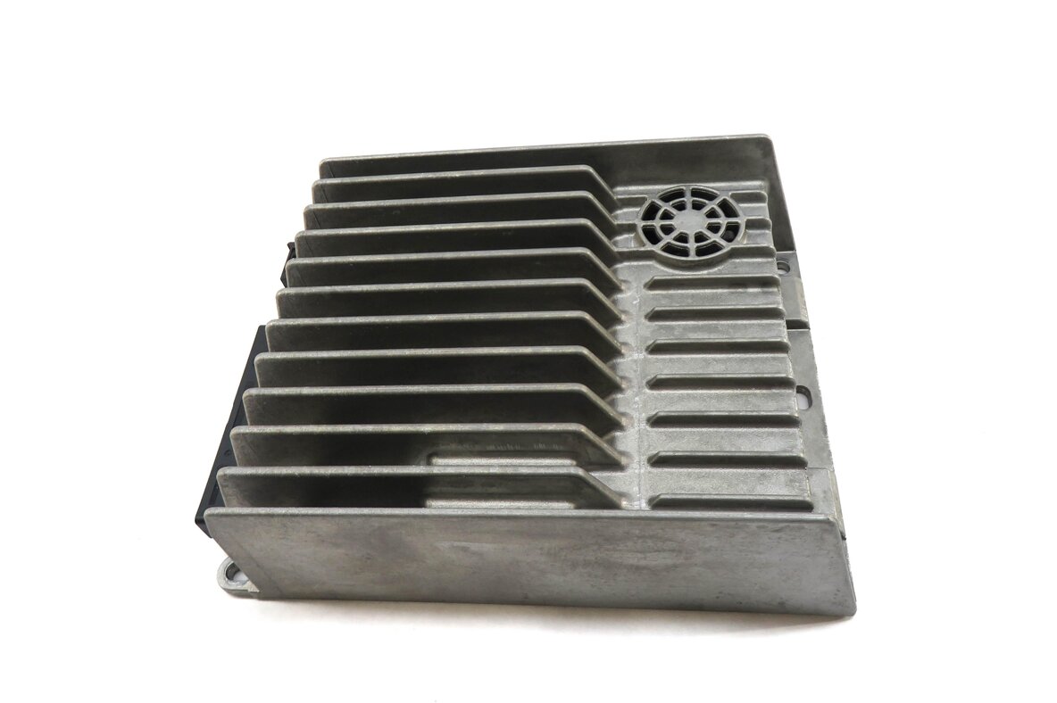 Thumbnail 2: 2012-2015 MERCEDES C E G GLK CLASS (W204 W212 X204 X463) BECKER AUDIO AMPLIFIER