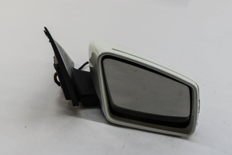 12-14 MERCEDES C-CLASS (W204) RIGHT HEATED AUTODIM MEMORY DOOR MIRROR (WHITE)