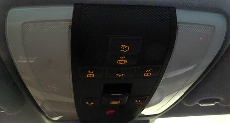 Thumbnail 2: 2013 MERCEDES C250 (W204) FRONT DOMELIGHT MAP READING DOME LIGHT LAMP (BLACK)
