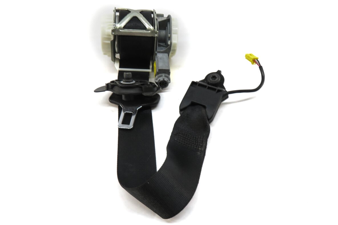 Thumbnail 2: 2013 MERCEDES C GLK CLASS (W204 X204) RIGHT PASSENGER SEATBELT RETRACTOR (BLACK)