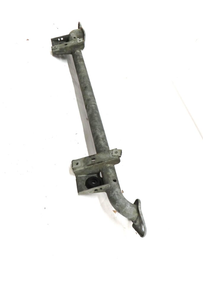 Thumbnail 4: 2013 MERCEDES GL450 (X166) FRONT LOWER BUMPER SUPPORT BAR BRACE BRACKET