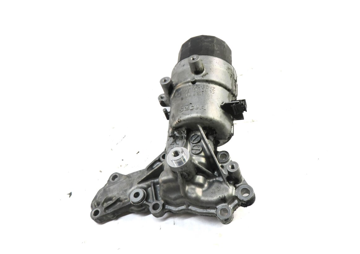 Thumbnail 2: 2013 MERCEDES GL450 (X166) 4.6L M278 ENGINE OIL FILTER HOUSING