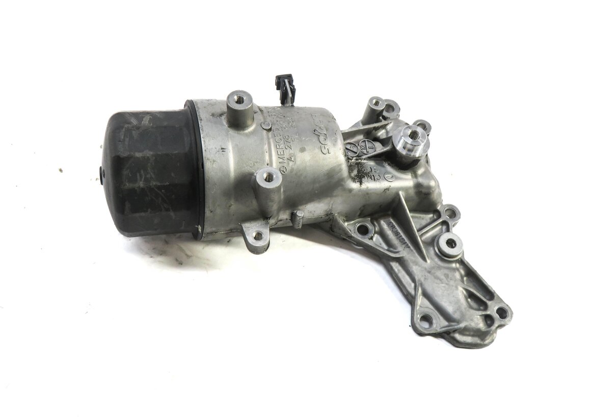 Thumbnail 3: 2013 MERCEDES GL450 (X166) 4.6L M278 ENGINE OIL FILTER HOUSING