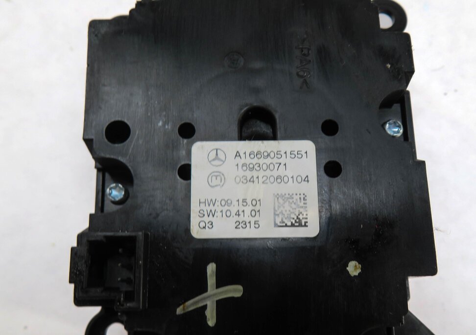 Thumbnail 6: 2013 MERCEDES GL450 (X166) DSR SUSPENSION RIDE HEIGHT CONTROL SWITCH BUTTON