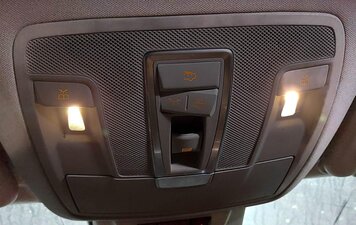 Thumbnail 2: 2013 MERCEDES GL450 (X166) FRONT DOMELIGHT MAP COURTESY DOME LIGHT LAMP (GRAY)