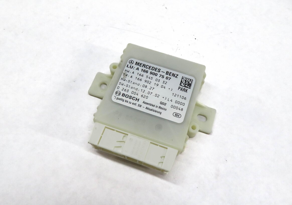 Thumbnail 1: 2013-2016 MERCEDES GL ML CLASS (W166 X166) PDC PARK ASSIST SENSOR CONTROL MODULE