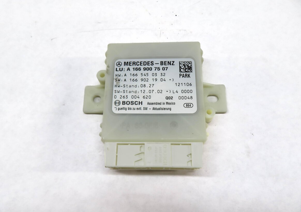 Thumbnail 2: 2013-2016 MERCEDES GL ML CLASS (W166 X166) PDC PARK ASSIST SENSOR CONTROL MODULE