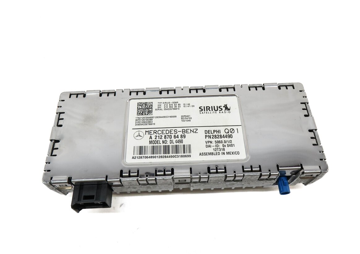Thumbnail 2: 2013 MERCEDES GL450 (X166) SIRIUS SATELLITE RADIO RECEIVER CONTROL MODULE