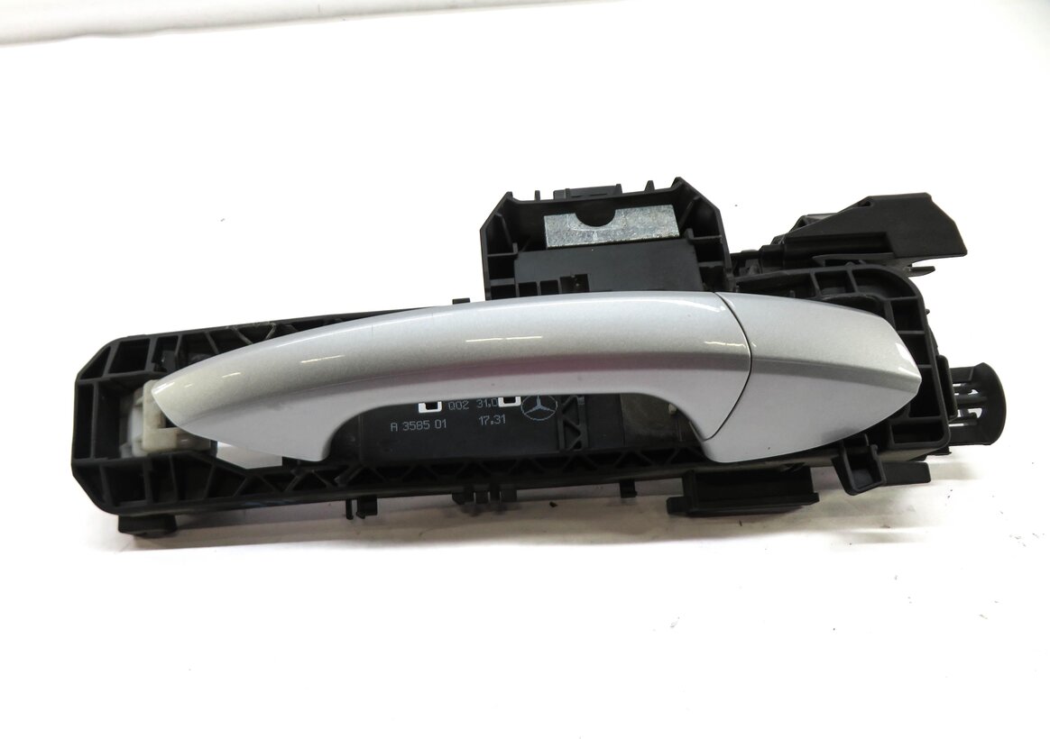 Thumbnail 2: 08-17 MERCEDES C E GL ML (W204 W212 W166 X166) RIGHT FRONT DOOR HANDLE (SILVER)