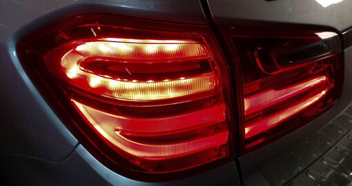 Thumbnail 2: 13-16 MERCEDES GL350 GL450 GL550 (X166) LEFT DRIVER INNER TAILLIGHT LIGHT LAMP