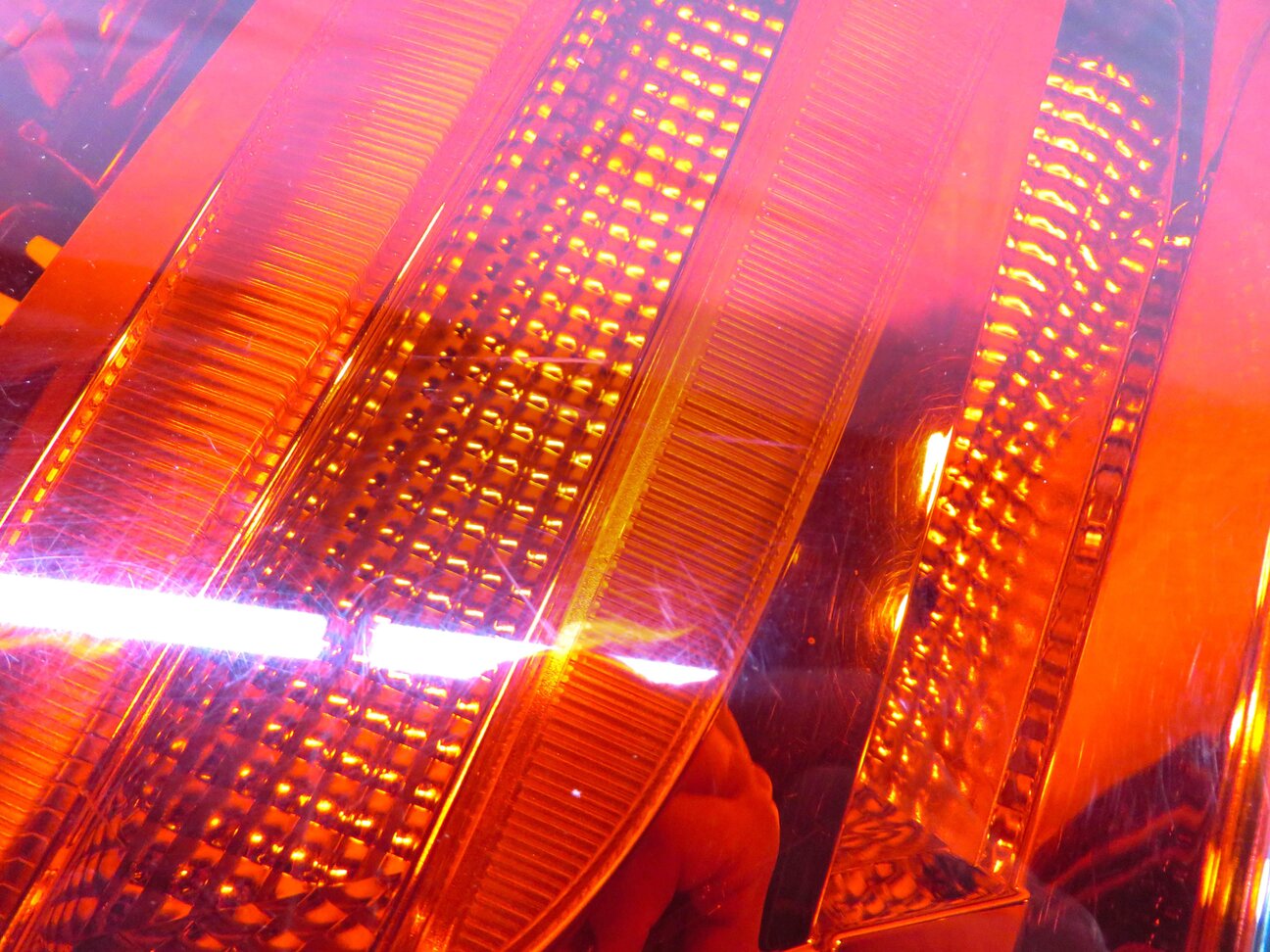 Thumbnail 6: 13-16 MERCEDES GL350 GL450 GL550 (X166) LEFT DRIVER INNER TAILLIGHT LIGHT LAMP