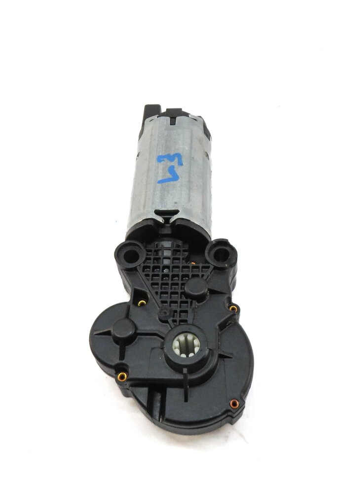 Thumbnail 3: 2013 MERCEDES GL450 (X166) LEFT REAR 3rd THIRD ROW SEAT ADJUSTMENT MOTOR