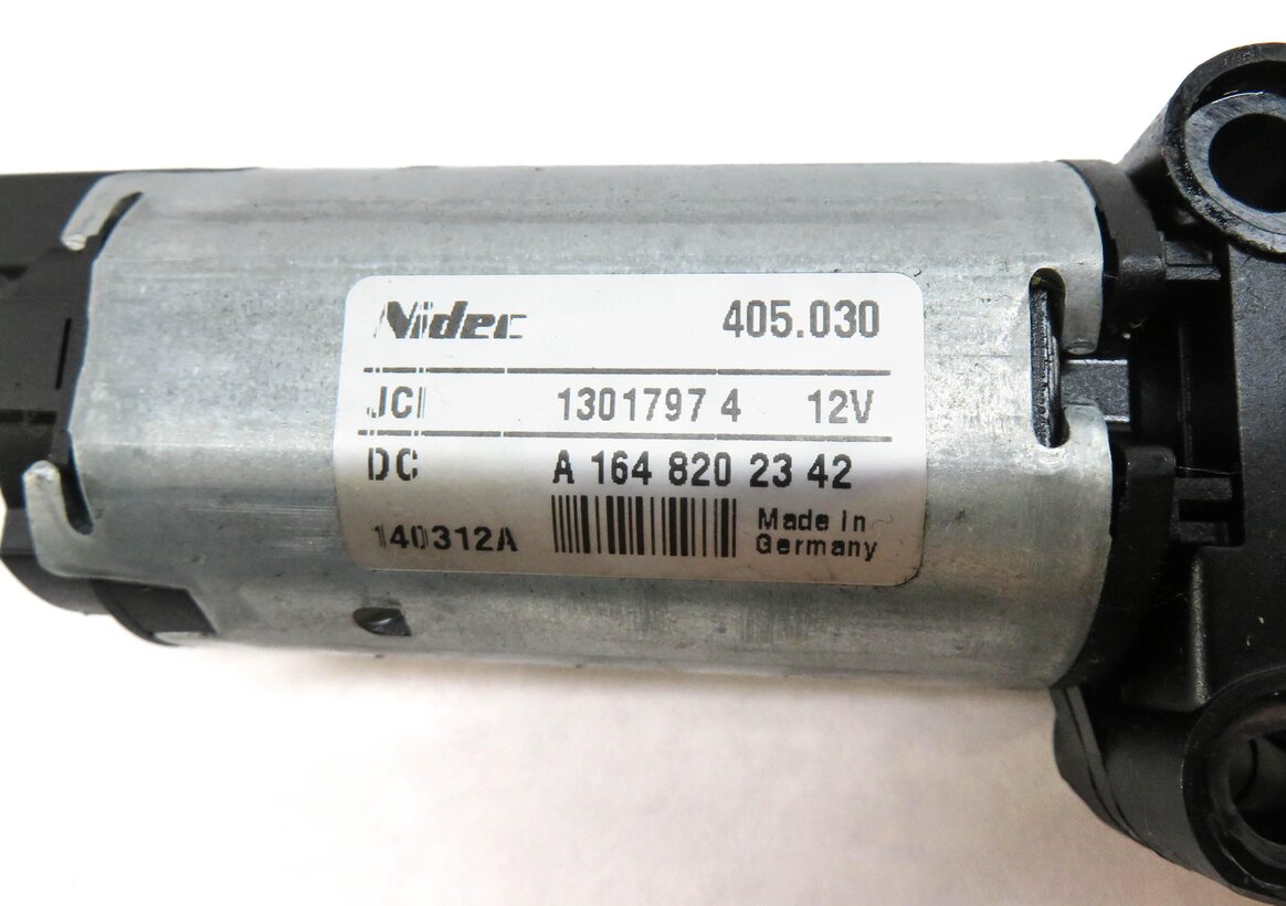 Thumbnail 4: 2013 MERCEDES GL450 (X166) LEFT REAR 3rd THIRD ROW SEAT ADJUSTMENT MOTOR