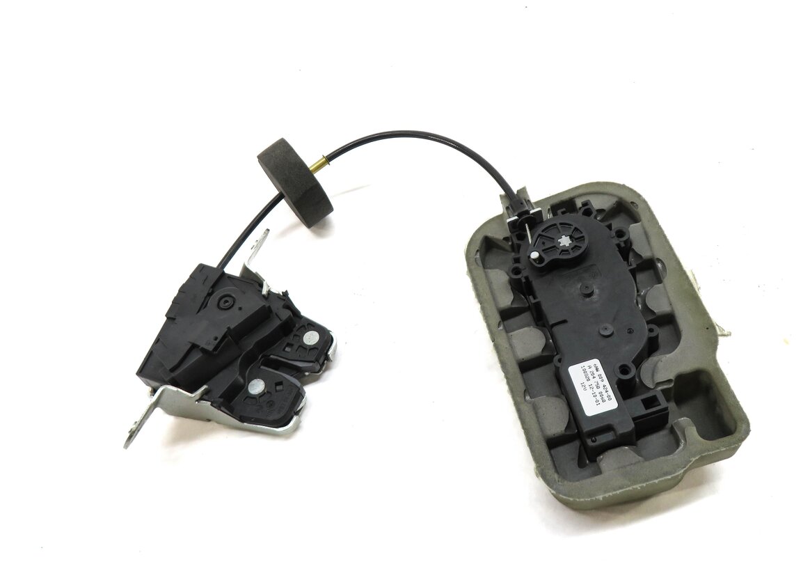 10-19 MERCEDES GL GLE GLK GLS ML (W166 X156 X166 X204) REAR TRUNK LATCH w/ MOTOR