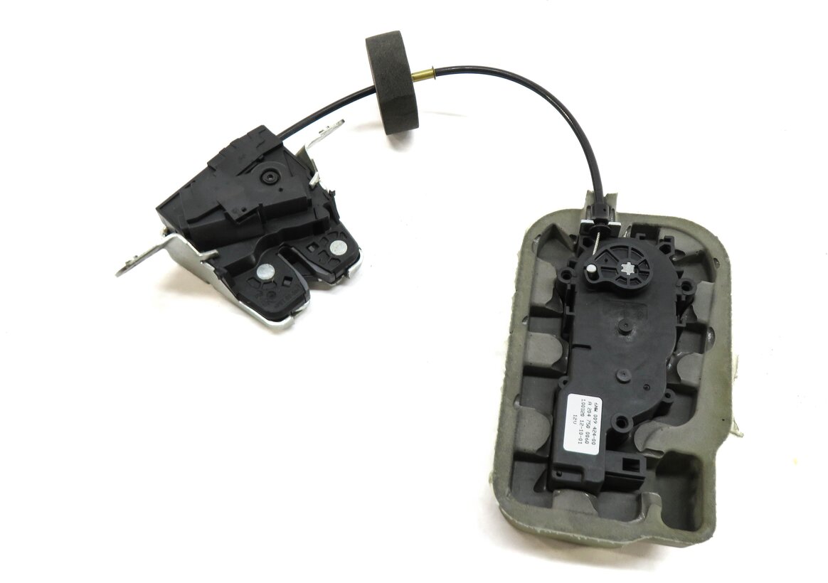 Thumbnail 2: 10-19 MERCEDES GL GLE GLK GLS ML (W166 X156 X166 X204) REAR TRUNK LATCH w/ MOTOR