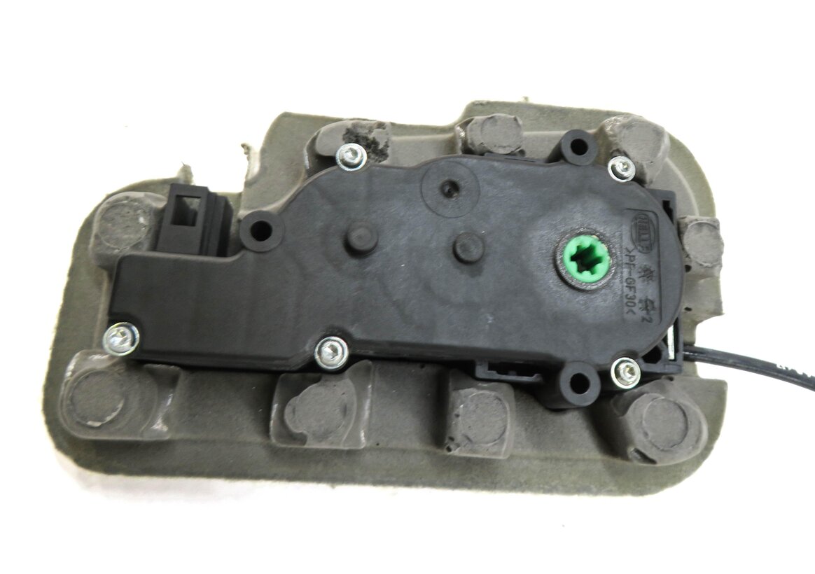 Thumbnail 4: 10-19 MERCEDES GL GLE GLK GLS ML (W166 X156 X166 X204) REAR TRUNK LATCH w/ MOTOR