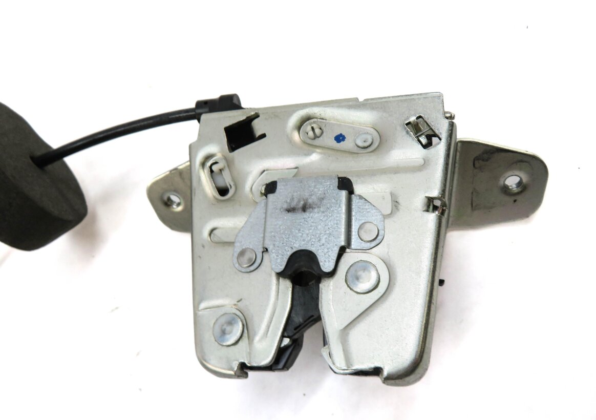 Thumbnail 6: 10-19 MERCEDES GL GLE GLK GLS ML (W166 X156 X166 X204) REAR TRUNK LATCH w/ MOTOR