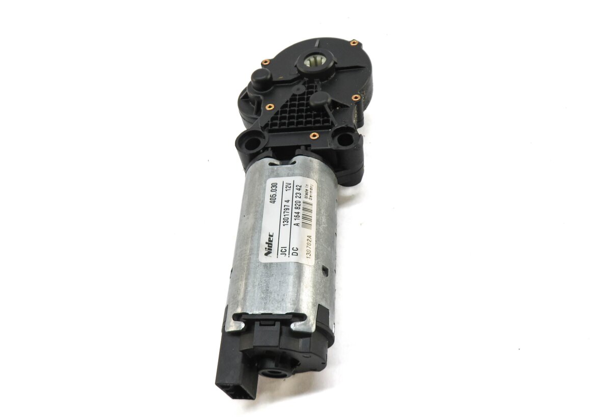 Thumbnail 2: 2013 MERCEDES GL450 (X166) RIGHT REAR 3rd THIRD ROW SEAT ADJUSTMENT ADJUST MOTOR