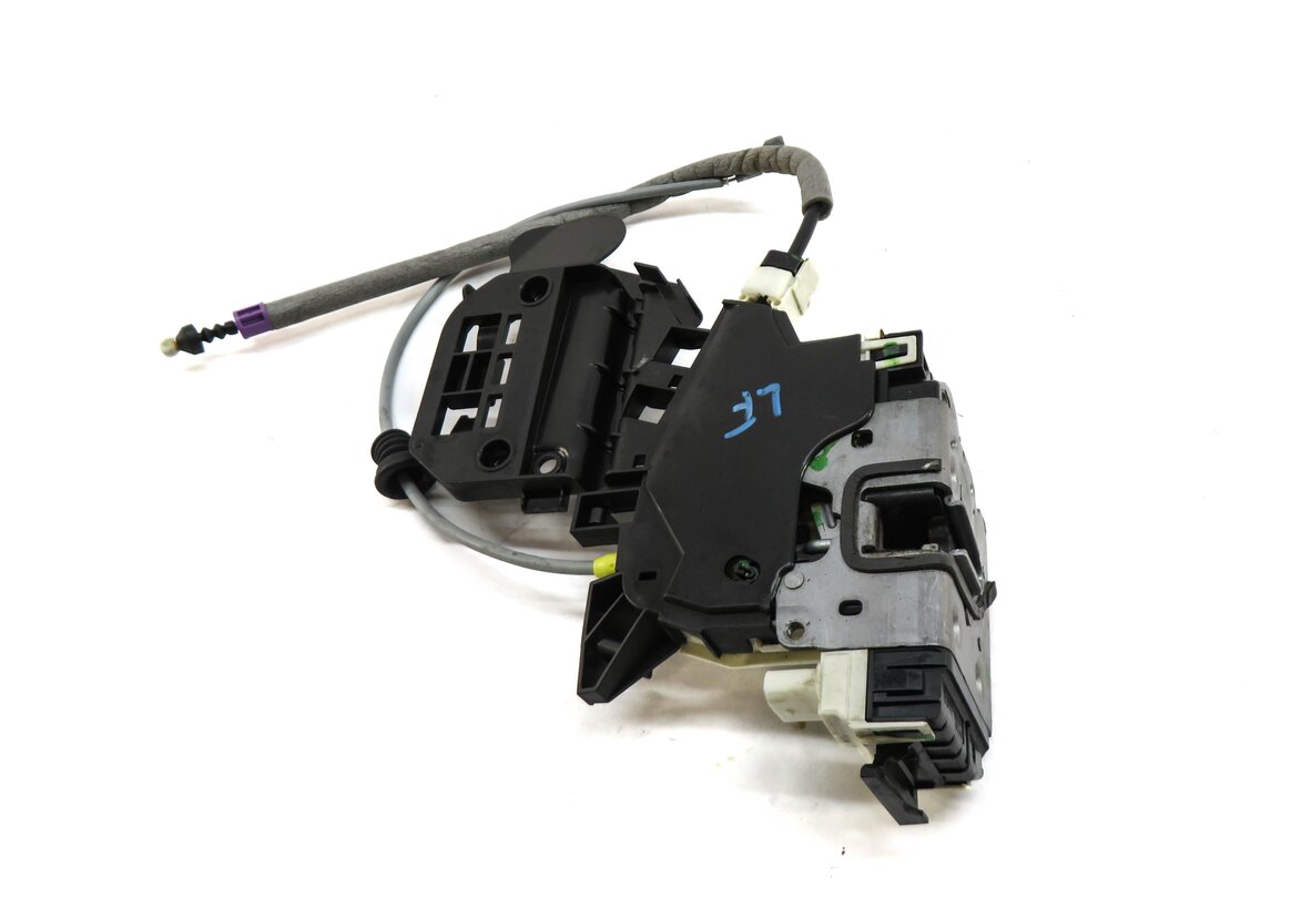 Thumbnail 3: 12-14 MERCEDES B GL GLC GLA ML (W166 W242 X166) LEFT FRONT DRIVER DOOR LATCH