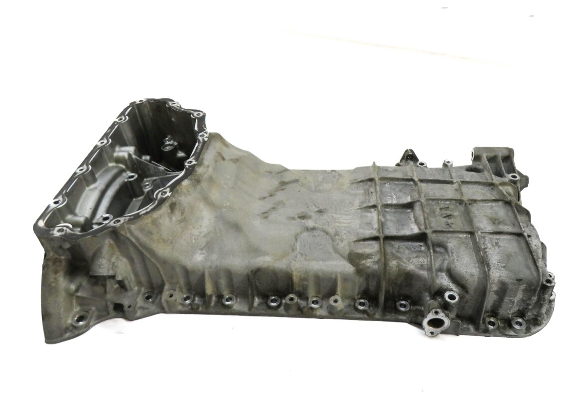 Thumbnail 4: 2012-2020 MERCEDES E550 GL450 GL550 ML550 SL550 CLS550 - 4.6L V8 UPPER OIL PAN