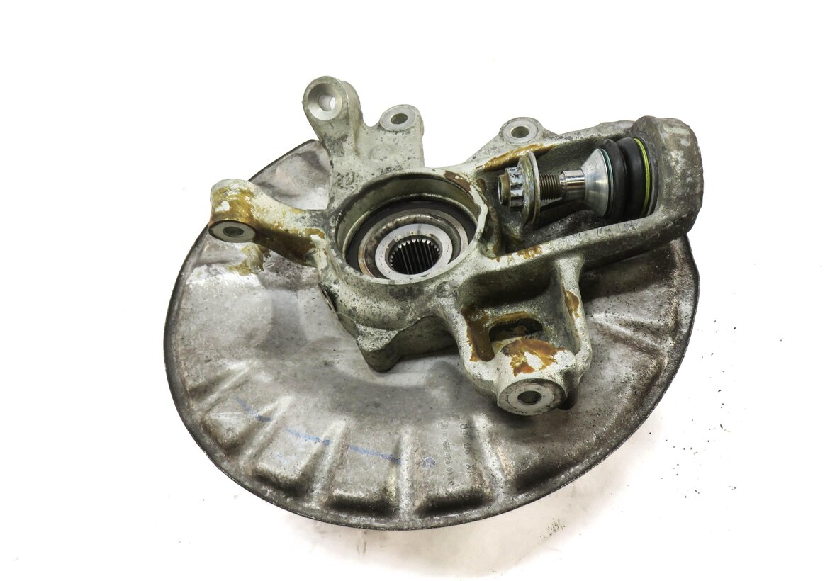 Thumbnail 2: 2012-2015 MERCEDES GL350 GL450 GL550 ML350 (W166 X166) LEFT REAR SPINDLE KNUCKLE