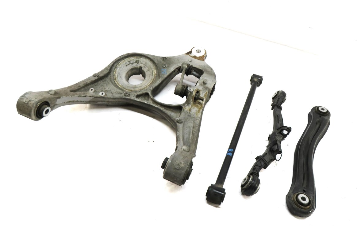 12-19 MERCEDES GL350 GL450 GL550 ML350 (W166 X166) RIGHT REAR CONTROL ARM SET