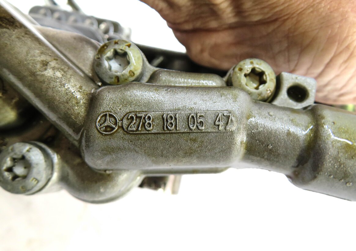 Thumbnail 6: 2013 MERCEDES GL450 (X166) 4.6L M278 TWIN TURBO ENGINE OIL PUMP