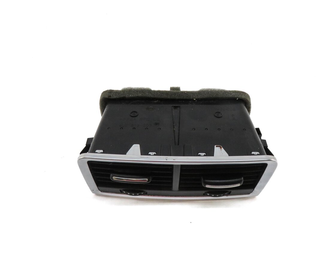 Thumbnail 3: 10 AUDI Q7 (4L) REAR CENTER CONSOLE A/C HEATER AIR VENT (BLACK w/ SILVER)