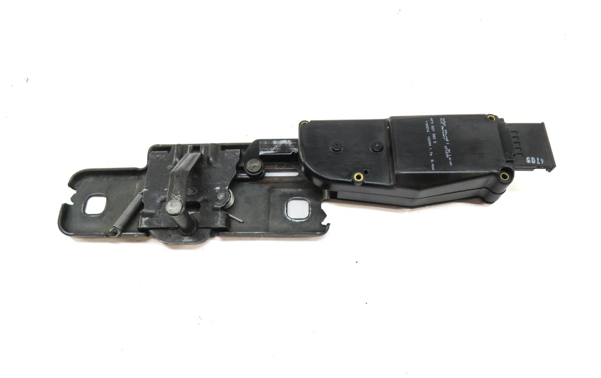 Thumbnail 2: 10 AUDI Q7 (4L) TRUNK STRIKER PLATE LATCH LOCK ACTUATOR 4F9827383D