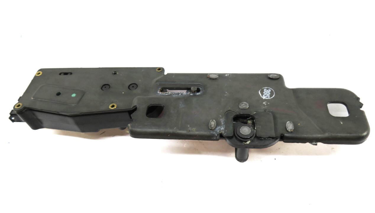 Thumbnail 3: 10 AUDI Q7 (4L) TRUNK STRIKER PLATE LATCH LOCK ACTUATOR 4F9827383D