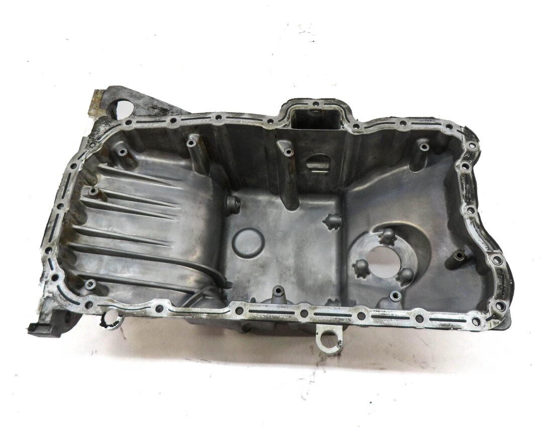 Thumbnail 5: 2006-2010 VW/AUDI Q7 (4L) TOUAREG 3.6L BHK VR6 ENGINE MOTOR OIL FLUID PAN SUMP