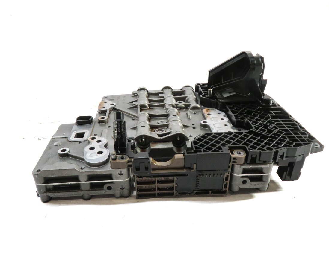 Thumbnail 3: 09-10 AUDI Q7 (4L) 3.6L (BHK VR6) 6 SPEED AUTOMATIC MCE TRANSMISSION VALVE BODY