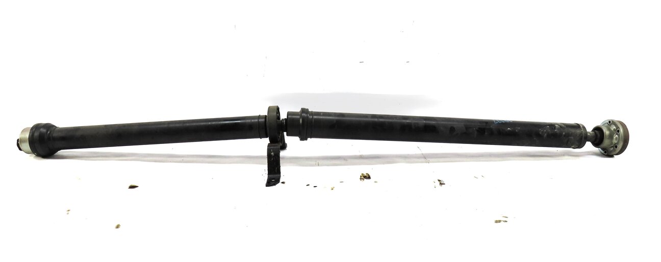 Thumbnail 2: 12-17 AUDI A6 A7 (C7 4G8) 2.0L / 3.0L REAR DRIVESHAFT DRIVELINE DRIVE LINE SHAFT