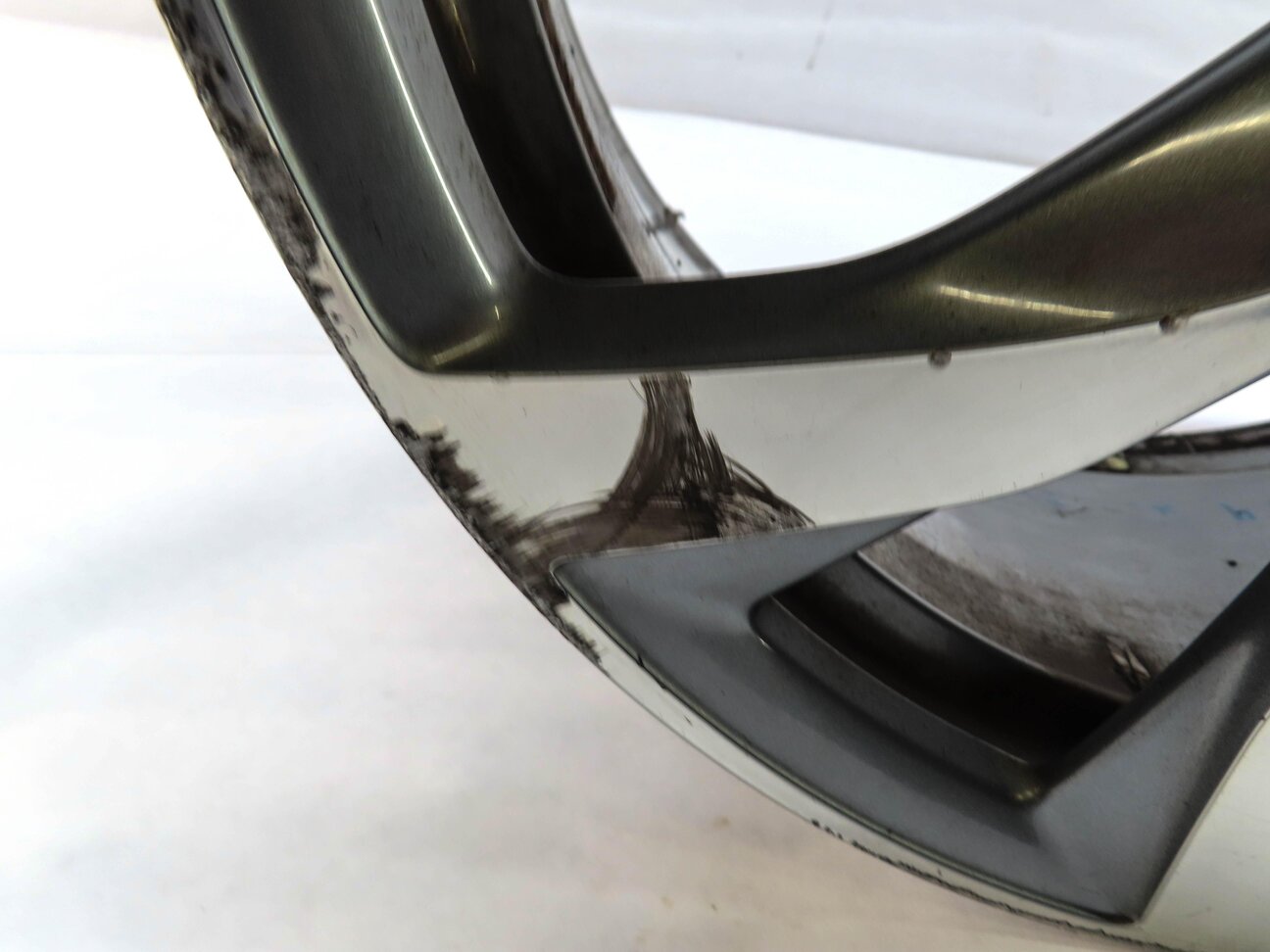 Thumbnail 5: 2012-2015 AUDI A6 (C7) 20x8.5 ALUMINUM ALLOY 10-SPOKE WHEEL RIM (45mm OFFSET)