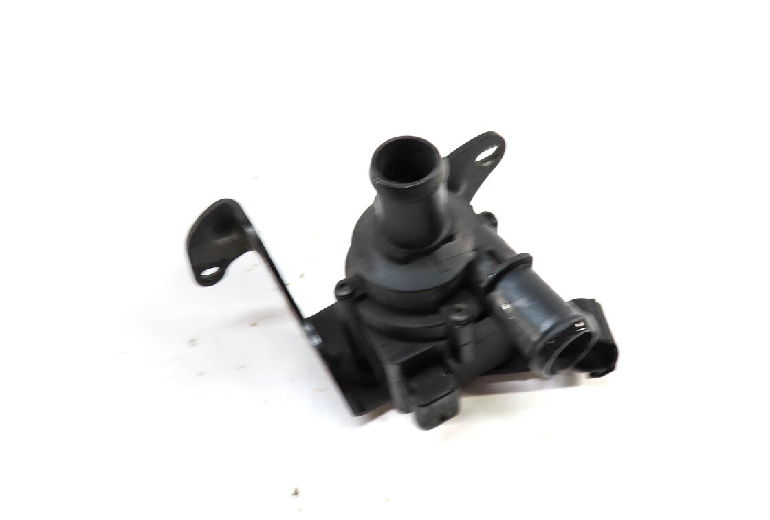 2013 AUDI A6 (C7) 2.0L CAEB TURBO ENGINE AUX AUXILIARY WATER PUMP