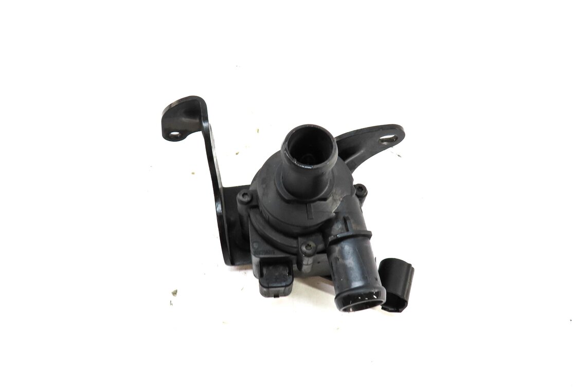 Thumbnail 2: 2013 AUDI A6 (C7) 2.0L CAEB TURBO ENGINE AUX AUXILIARY WATER PUMP