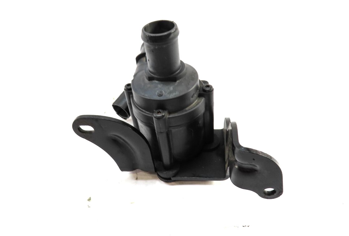 Thumbnail 4: 2013 AUDI A6 (C7) 2.0L CAEB TURBO ENGINE AUX AUXILIARY WATER PUMP